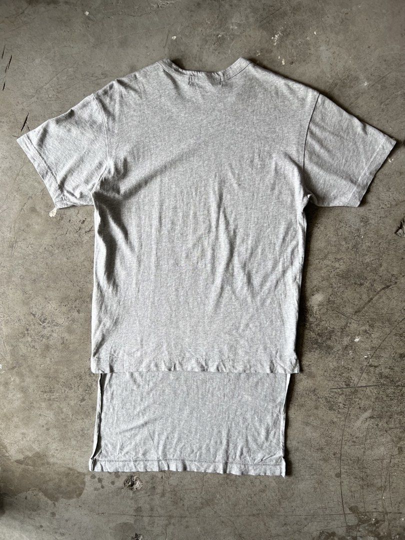 COMME DES GARÇONS SHIRT - EXTENDED LAYERED TEE (Category: Others Tops) located in Cavite. Submitted by _Gizmo (Listing ID 1441478637, Image 2). Description: Comme des Garçons Shirt - Extended Layered Tee Shirt Size tagged: XS Measurement Width: 17’ Inch Length: 31’ Inch Back length: 23’ Inch Shoulder: 16’ Inch Lightly used | Very good condition No major flaws Made In France.