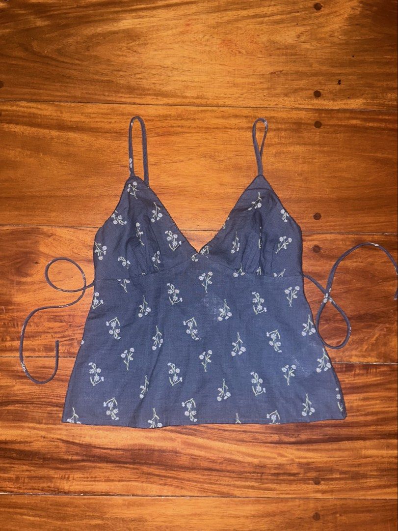COTTON ON Daydream Cotton Cami (Category: Sleeveless) located in Paranaque City. Submitted by tory. (Listing ID 1441464918, Image 1). Description: - BNWT - I bought it for 1,199 but price is negotiable - V Neck Cami - Thin Straps with Metal Adjusters - Shirred Back Panel - Picot Lace Trim Detail - 100% Cotton .