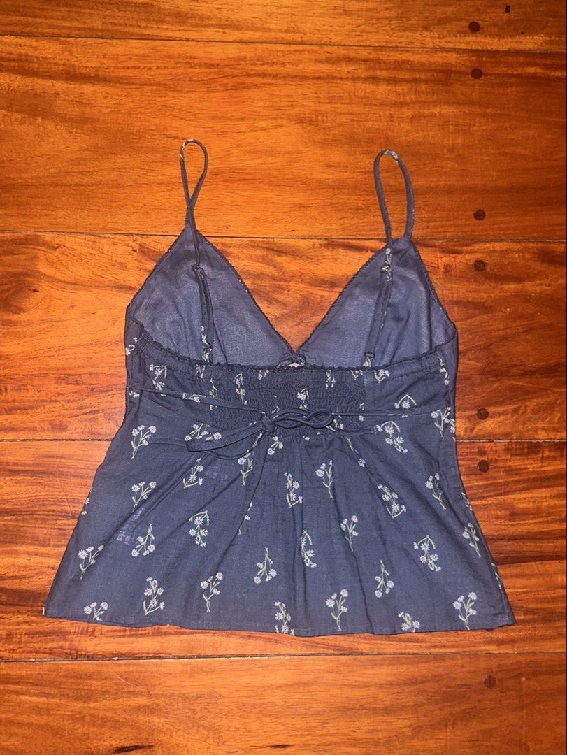 COTTON ON Daydream Cotton Cami (Category: Sleeveless) located in Paranaque City. Submitted by tory. (Listing ID 1441464918, Image 2). Description: - BNWT - I bought it for 1,199 but price is negotiable - V Neck Cami - Thin Straps with Metal Adjusters - Shirred Back Panel - Picot Lace Trim Detail - 100% Cotton .