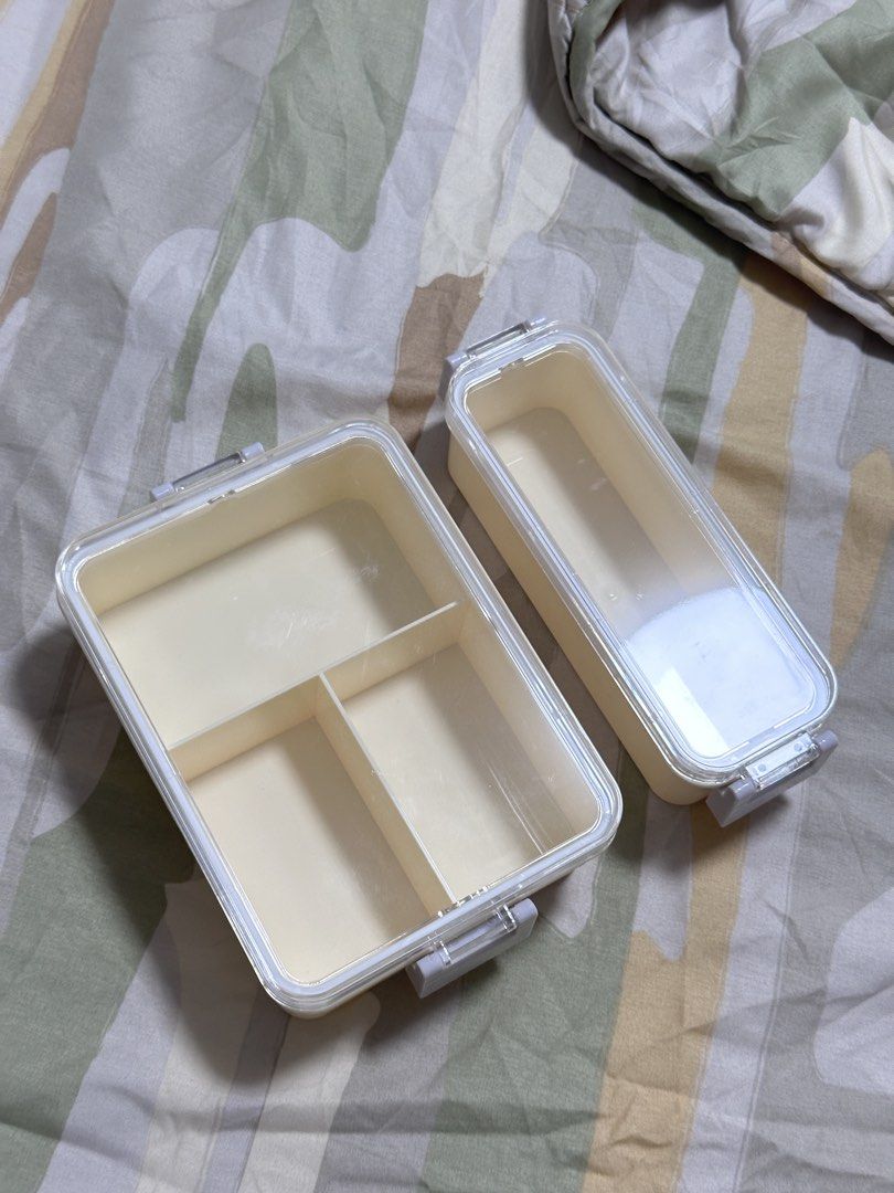 Cream Bento Box with 2 Compartments471348867583201280