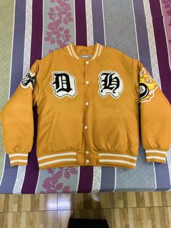 (Category: ) located in . Submitted by yasstoremy (Listing ID 1441413401, Image 1). Description: .