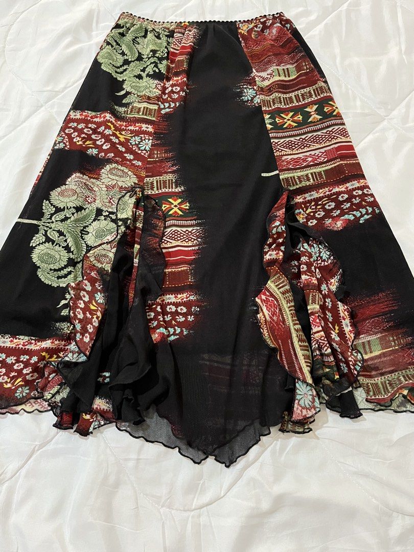 Dark Whimsy Fairy Patchwork Maxi Skirt (Category: Skirts) located in Naga. Submitted by itsrhoda (Listing ID 1441407026, Image 3). Description: ✨ Every item is washed. ✨ Manage your expectations, as these are preloved! Expect minimal flaws. View photos in comments to see details and/or issues (if there are any)/ask the seller. ✨ Color may vary due to lighting. - Mix of patterns and colors for a bohemian look - Comfortable elastic waistband - Flow