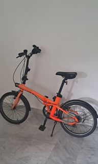 (Category: ) located in . Submitted by soldout_singapore (Listing ID 1441462922, Image 1). Description: .