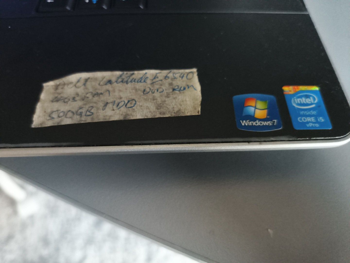 Dell laptop471022811742873602