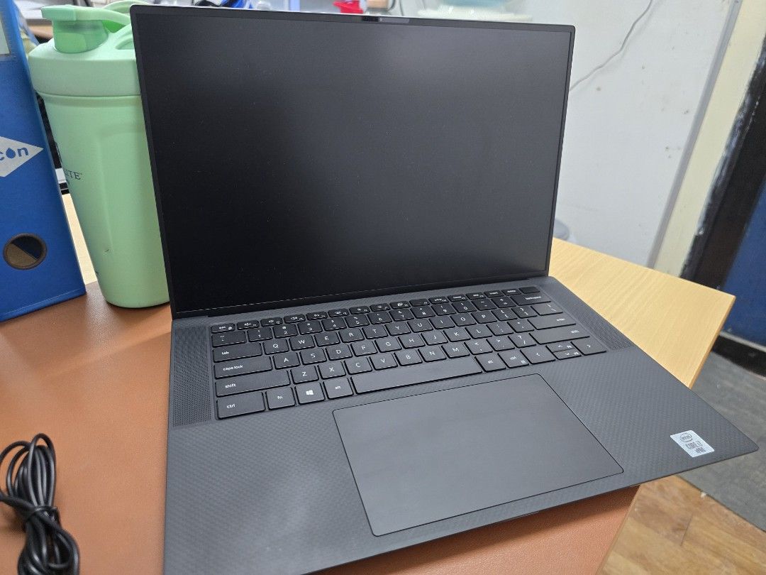 Dell Presision 5550 4k Display471044603365314560