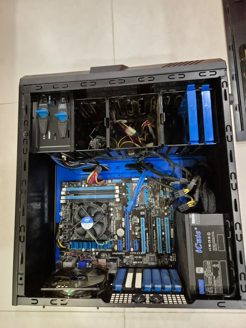 Desktop Computer case (untested)471267575533424641