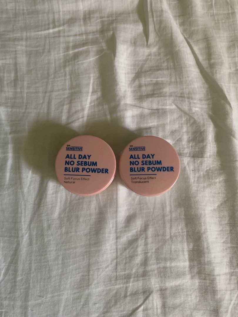 Dr. Sensitive All Day No Sebum Blur Powder Set (Category: Makeup) located in Quezon City. Submitted by closetkisses (Listing ID 1441458747, Image 1). Description: set of 2 for 200 shades: translucent & nude mop: gcash loc: quezon city, philippines nationwide shipping (j&t, grab, lalamove) .