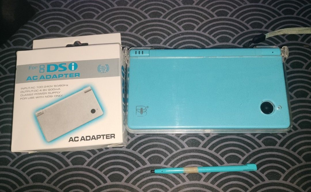Dsi blue loaded with games jailbreak cfw jb (Category: Nintendo) located in Manila. Submitted by chiki_chem (Listing ID 1441446127, Image 3). Description: WTS/LFB Nintendo Dsi blue Issue: slight scratches MOD: LALA, JNT, LBC MOP: GCASH Loc: Bulacan open for meet up to anywhere within manila and Bulacan Pm for more pictures, videos Open for video call and COD.