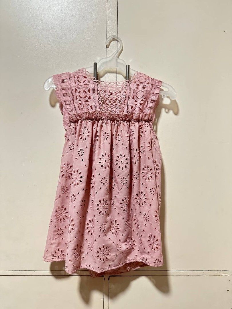 Eyelet Lace Babydoll Top (Category: Blouses) located in Tarlac. Submitted by belgian_spice (Listing ID 1441557780, Image 2). Description: *Color may vary due to lighting* actual color: old rose brand: Shein size: Large (can fit M to L) - crochet lace front panel - eyelet embroidery - flowy.