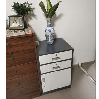 (Category: ) located in . Submitted by mirafurniture (Listing ID 1441434371, Image 1). Description: .