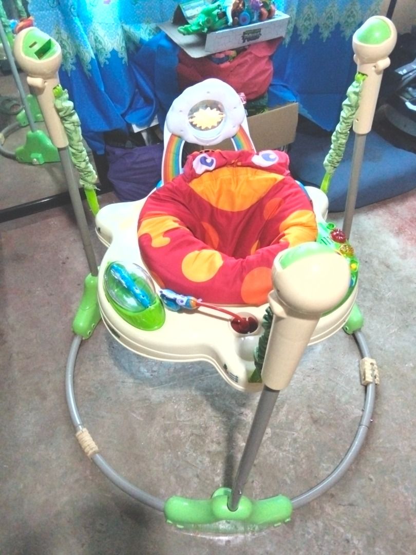 Fischer Price Musical Jumperoo (Category: Infant Playtime) located in Baguio. Submitted by gangpaofra41562 (Listing ID 1441535335, Image 1). Description: - Baby E Jumperoo for sale - With missing parts (leaf design and battery cover) - 360-degree spinning seat - Encourages motor skill development and bouncing - In good working condition .
