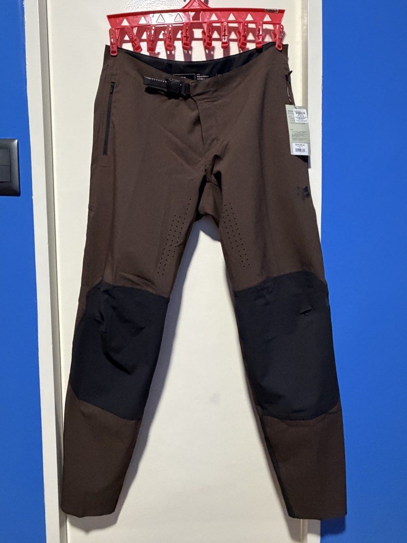 Fox Racing Ranger Pants - Brown (Category: Bicycles) located in Imus. Submitted by dangrosales (Listing ID 1441549096, Image 1). Description: - Brown Fox Racing Ranger Pants - Size: 34 - Fit: Relaxed, ideal for mountain biking - Features: Zippered pockets, adjustable waist, perforated panels for ventilation - Durability: Reinforced knee and seat areas - Best for: Trail riding Original Price: 9,790.