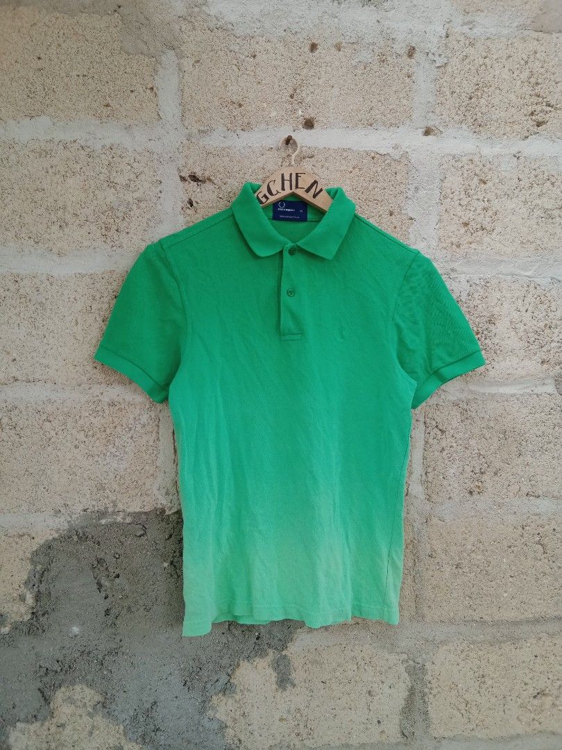 Fred Perry (Category: Activewear) located in Dumanjug. Submitted by goldenforest.f91668 (Listing ID 1441413971, Image 1). Description: 19x26 excellent condition color rate 9.8/10 no issue cebu location.