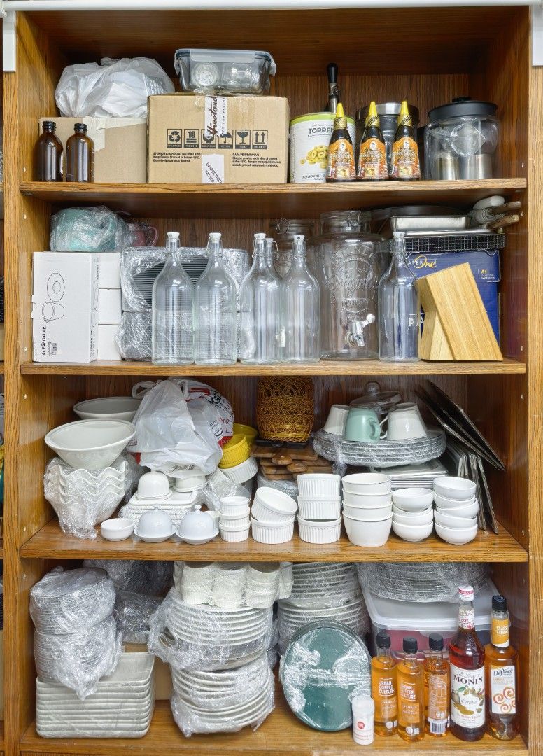 GARAGE SALE - Assorted Kitchenware470861721067202560