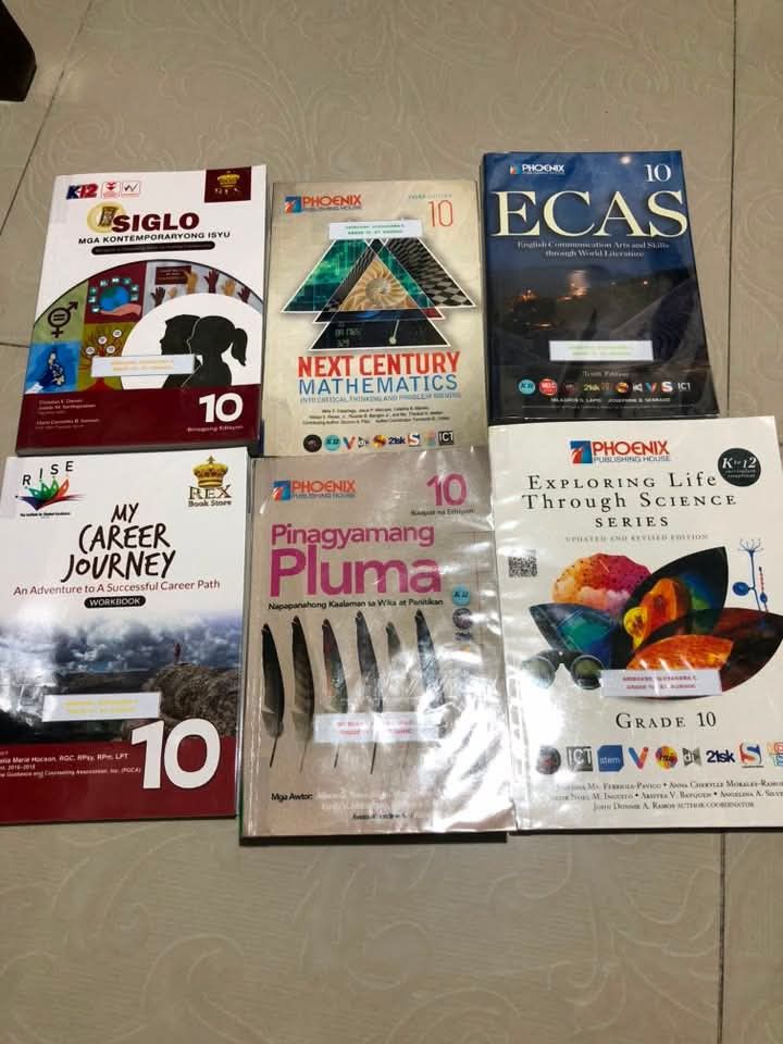 Grade 10 Textbooks - Various Subjects (Category: Textbooks) located in Manila. Submitted by royalowl.c33ea6 (Listing ID 1441408577, Image 1). Description: Grade 10 Text books FS: Grade 10 Text Books RFS: Graduate na ng Grade 10 kapatid ko kaya binebenta na din no issue yung books naka plastic cover pa and complete pages. Selling it for 3,500 Set na sya can do meet up at SM tungko or Shipping via j&t .