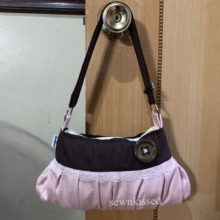 (Category: ) located in . Submitted by sewnkissed (Listing ID 1441533748, Image 1). Description: .