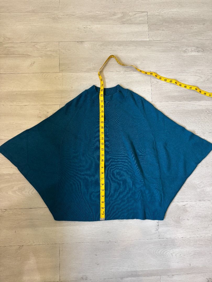 Harlan + Holden Teal Batwing Top (Category: Blouses) located in Makati City. Submitted by dimlolt (Listing ID 1441452472, Image 1). Description: S L 23 Heavy cotton material Never used.