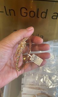 (Category: ) located in . Submitted by shaineofpreciousjewelshop (Listing ID 1441580054, Image 1). Description: .