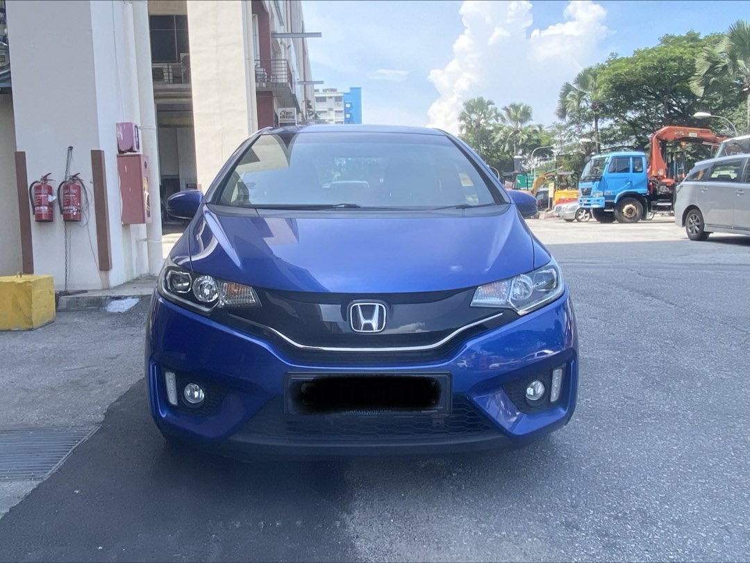 Honda Jazz 1 3 L A Cars Used Cars On Carousell Honda Jazz 1 3 L A Cars Used Cars On Carousell