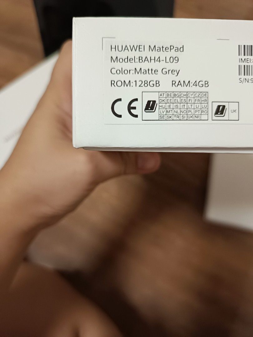 HUAWEI Tablet Model: BAH4-L09 Color: Matt Grey (Category: Others) located in Manila. Submitted by grandstone.d81dfc (Listing ID 1441533071, Image 3). Description: 📱 Huawei Tablet ✅ Model: BAH4-L09 ✅ Color: Matt Grey ✅ ROM: 128GB | RAM: 4GB ✅ With keyboard included ⌨️ ⚠️ No charger included — Type-C lang po ang gamit nito 📦 Check the box for full specs & details.
