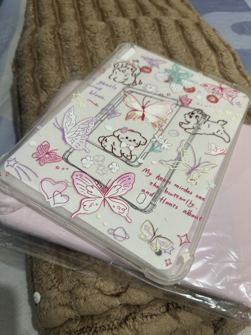 Ipad Air 11” (Category: Cases & Sleeves) located in Noveleta. Submitted by larrypd (Listing ID 1441562715, Image 2). Description: ₱550 for 2 Case with Free Paper like screen protector Rfs: nagkamali ng bili .