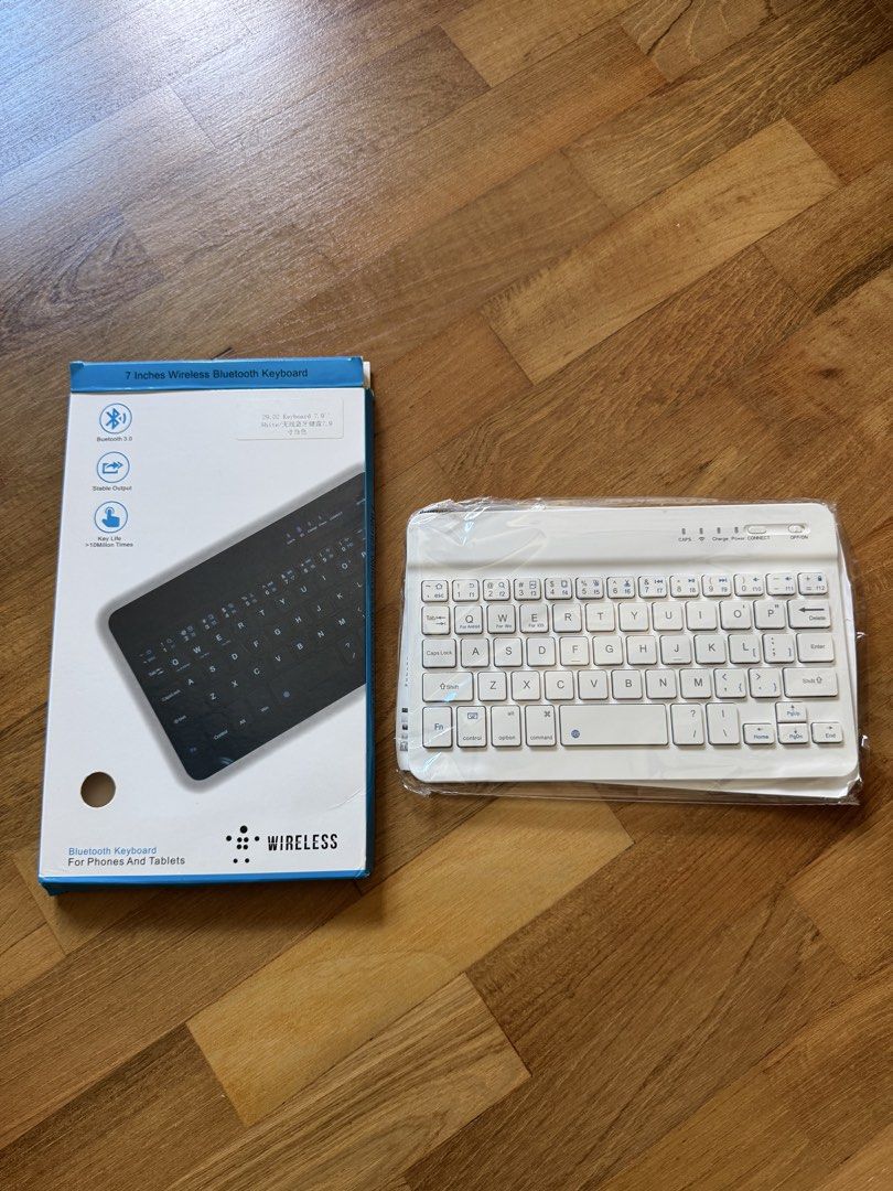 ipad keyboard for tablets or phone white bluetooth471030073708390400