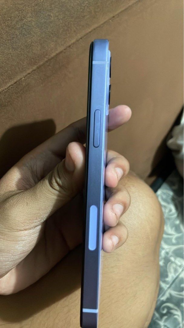 iphone 12 256gb (Category: iPhone 12 Series) located in Manila. Submitted by wane0126 (Listing ID 1441470531, Image 2). Description: IPHONE 12 256gb (purple) spare phone ko lang po ito storage ng files ko openline/factory unlocked 86 batt health updated to ios 26 with cases issue: LCD kita naman sa pic replaced genuine backglass need ipaayos yung mic sa back cam kasi pag nag vivideo wala audio, pero yung mic sa front cam goods. sa video call good