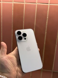 (Category: ) located in . Submitted by noneoftheaboveeeeeeee (Listing ID 1441493776, Image 1). Description: .