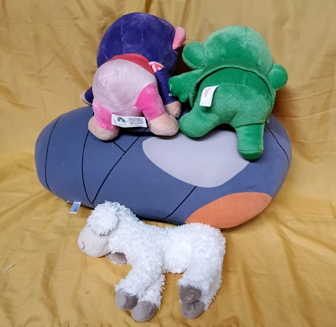Japan Surplus Stuffed Toys - 1 Kilo (Category: Plushies & Soft Toys) located in Manila. Submitted by osc2026 (Listing ID 1441517121, Image 2). Description: - Bundle of Japan surplus stuffed toys - Includes: Large mummy toy, green monkey, purple monkey with crown, white sheep - Ideal for collectors or as gifts - Approximate weight: 1 kilo.