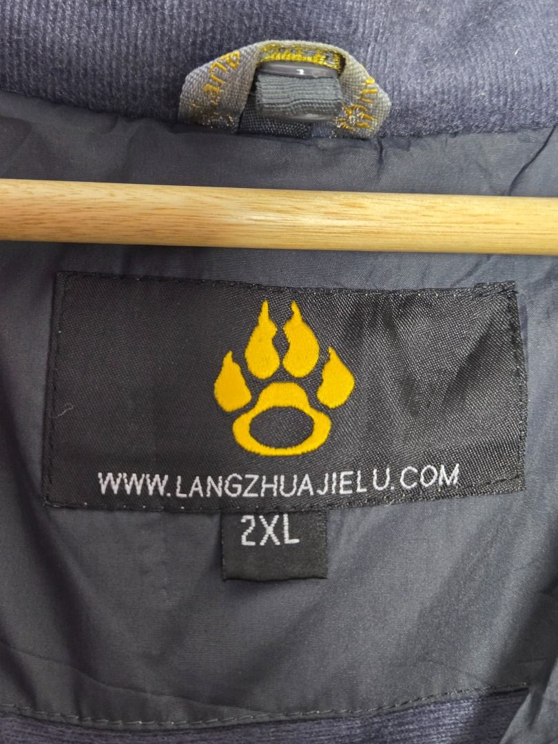 Jielu Langzhun Technical Outdoor Parka (Category: Coats, Jackets and Outerwear) located in Calamba. Submitted by 2ndvibeph (Listing ID 1441559360, Image 2). Description: .