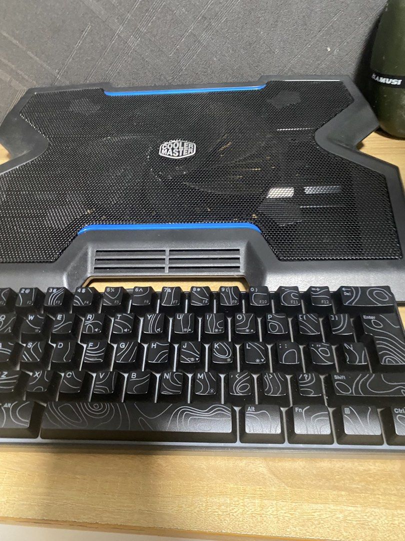 Keyboard and Mouse471152707041372162