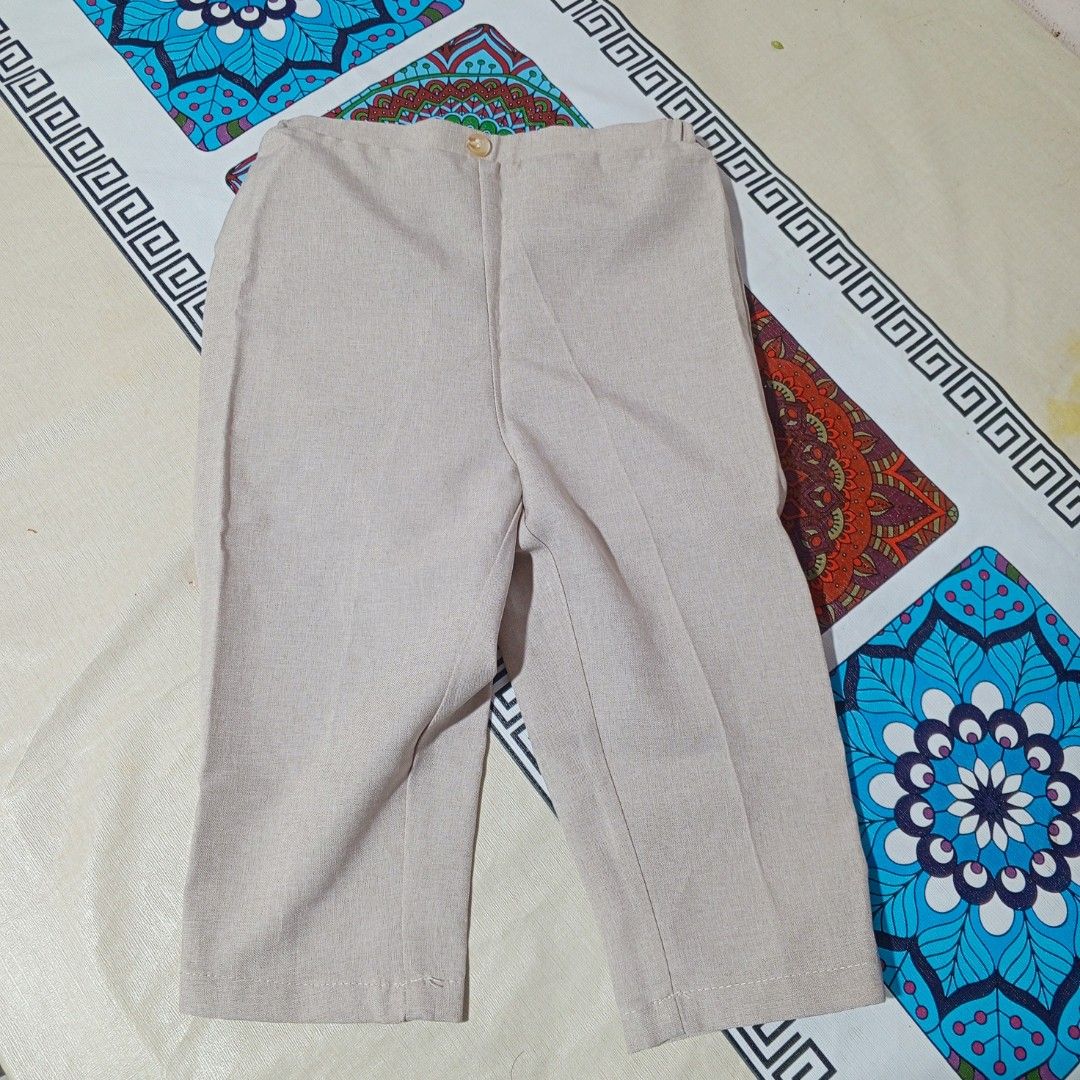 Kids Formal Suit Set - Beige (Category: Babies & Kids Fashion) located in Taguig. Submitted by phoopa (Listing ID 1441548202, Image 2). Description: Pinang ring bearer ng baby ko. Pwede nyo din gamitin to sa mga formal occassions. Pang 1-2y lang. Sobrang ganda at ayos pa nyan..