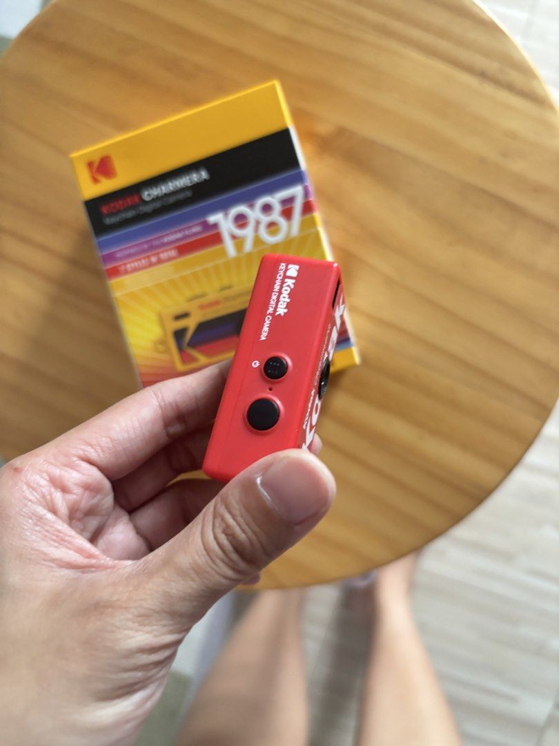 Kodak Charmera Complete with Box (Category: Cameras) located in Cavite. Submitted by jelly777 (Listing ID 1441440423, Image 3). Description: RFS: Rarely Used. Decluttering Includes box, paper works, & charging cable. .