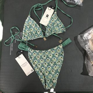 (Category: ) located in . Submitted by cheapswimsuits24 (Listing ID 1441488941, Image 1). Description: .