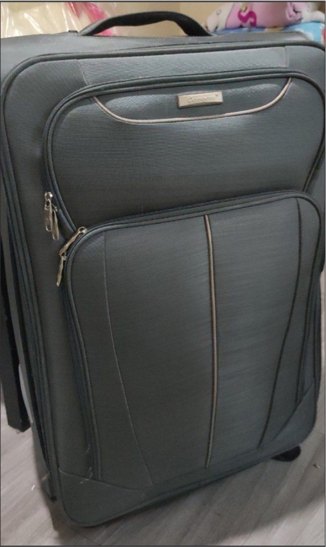 Large Teal Suitcase with Wheels and Combination Lock (Category: Luggage) located in Lipa City. Submitted by mccelle (Listing ID 1441432031, Image 3). Description: I am selling my Luggage XL size. Kindly see 6th photo for sizes. Used Twice Back & Fort to & From Dubai Only Rfs: No plans to go abroad. 🙂 Flaws: None po , pero may sulat sya nv name (4th photo) Make an offer na lang po if good offer naman po , baka okay din pag napagusapan. Thank you!