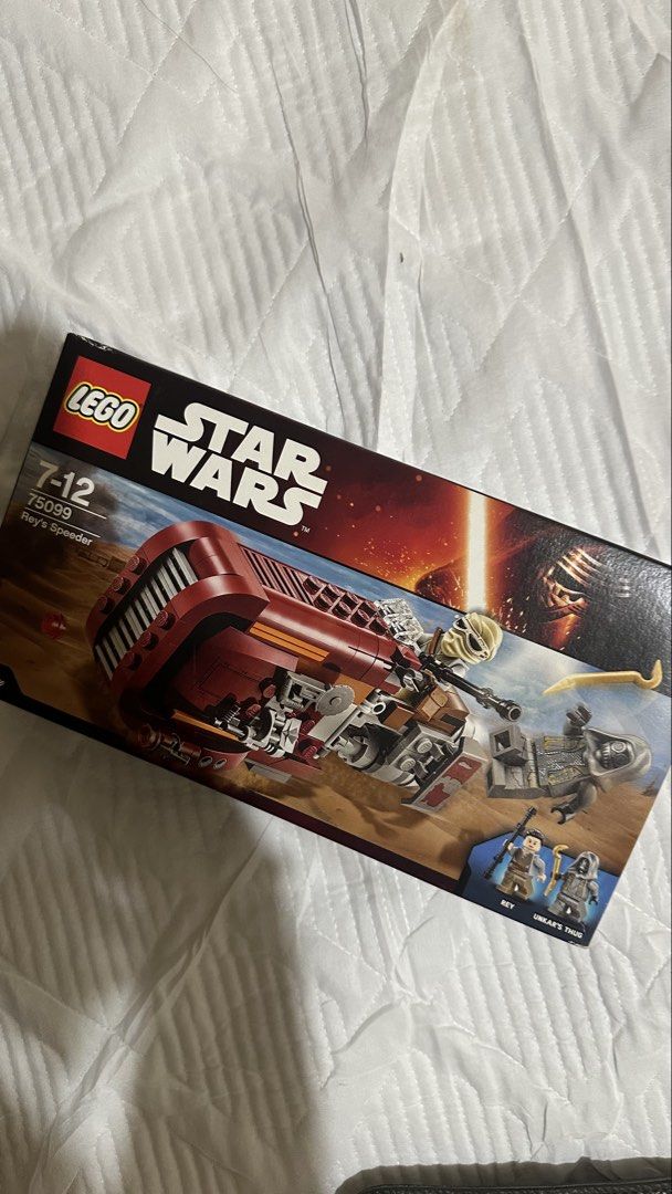 LEGO Star Wars 75099 Rey's Speeder (Category: Lego & Building Sets) located in Las Pinas. Submitted by calizoosh (Listing ID 1441380406, Image 1). Description: RUSH SELLING: - LEGO Star Wars Set 75099: Rey's Speeder - Features Rey and Unkar's Thug minifigures - Ideal for Star Wars enthusiasts RFS: decluttering.