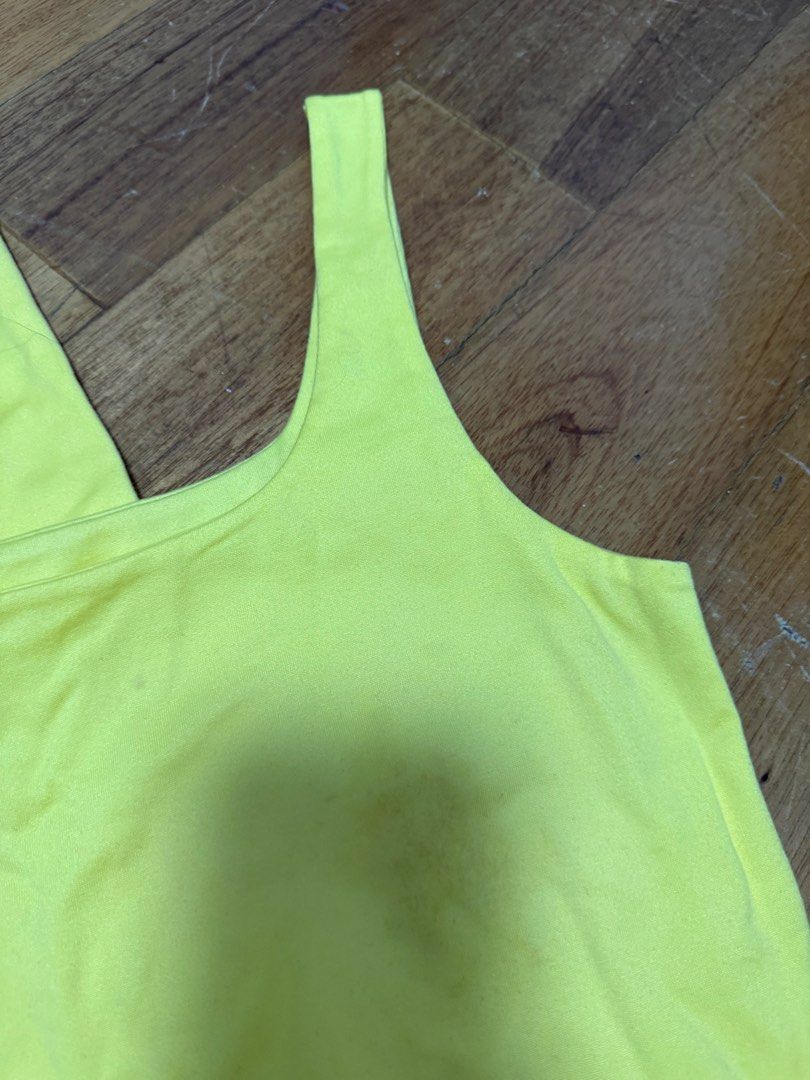 Lemon Yellow Cropped Tank Tops (Category: Sleeveless) located in Manila. Submitted by maui1015 (Listing ID 1441519203, Image 3). Description: - get both for ₱100 - never worn - can fit small to large frames since fabric is very stretchy and perfect for ph weather!! - message for more infos❤️.