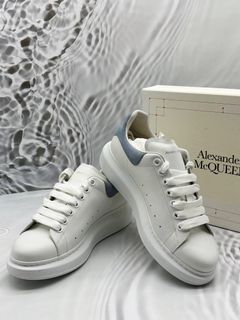(LIKE NEW) ALEXANDER MCQUEEN OVERSIZED SNEAKERS SIZE 41.5 IN WHITE WITH BLUE