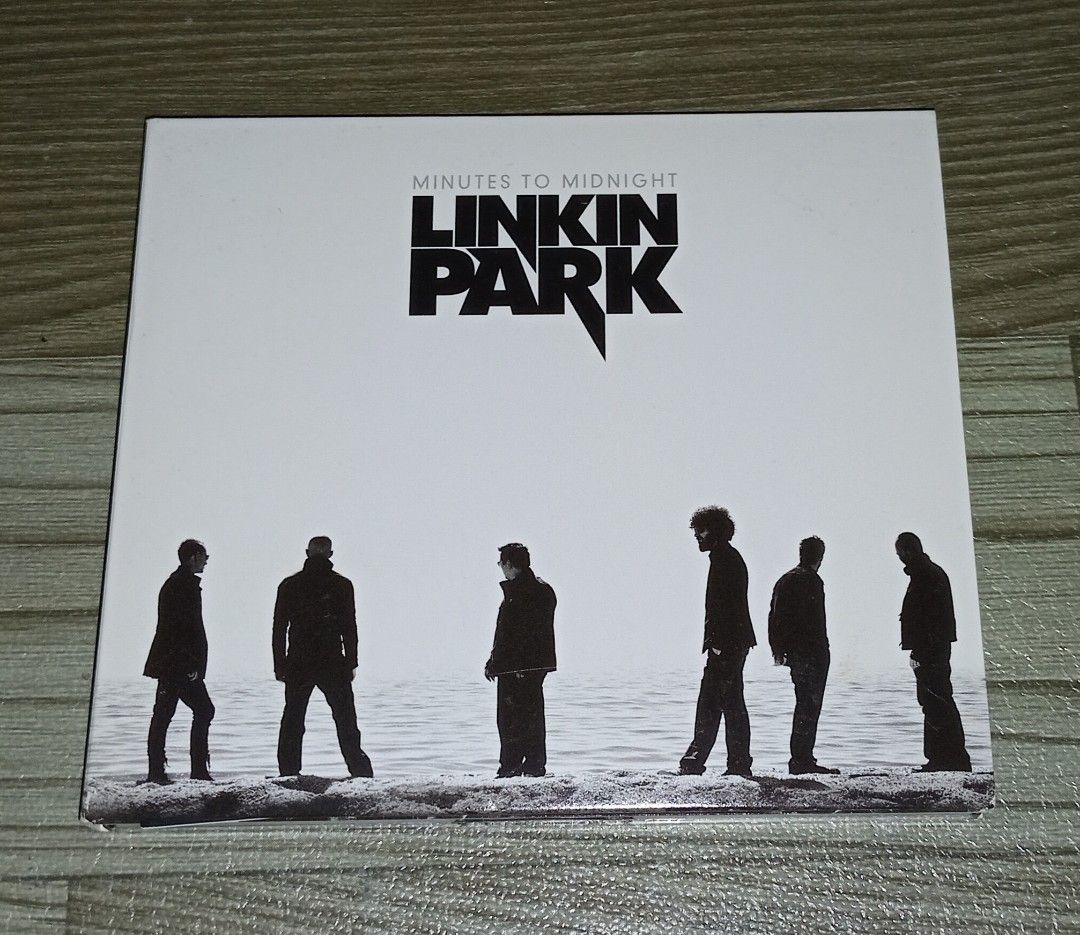 LINKIN PARK CD (Category: CDs & DVDs) located in Talavera. Submitted by thalifan46 (Listing ID 1441493470, Image 3). Description: LINKIN PARK MINUTES TO MIDNIGHT P500 EACH...
