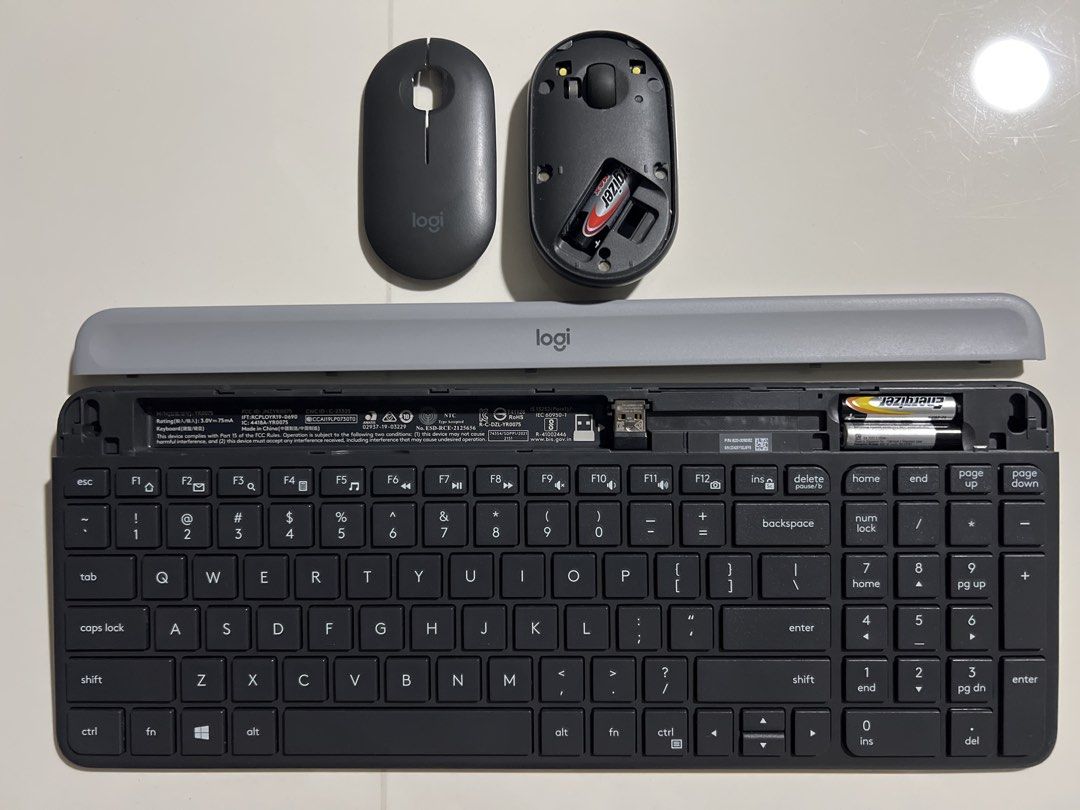 Logitech K470 Keyboard and Mouse Combo471273931643955202