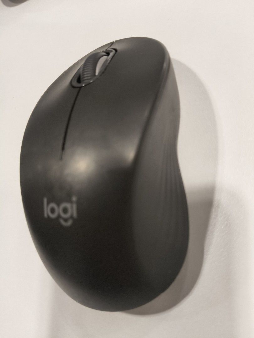 Logitech Signature M550 Wireless Mouse471031922191257602