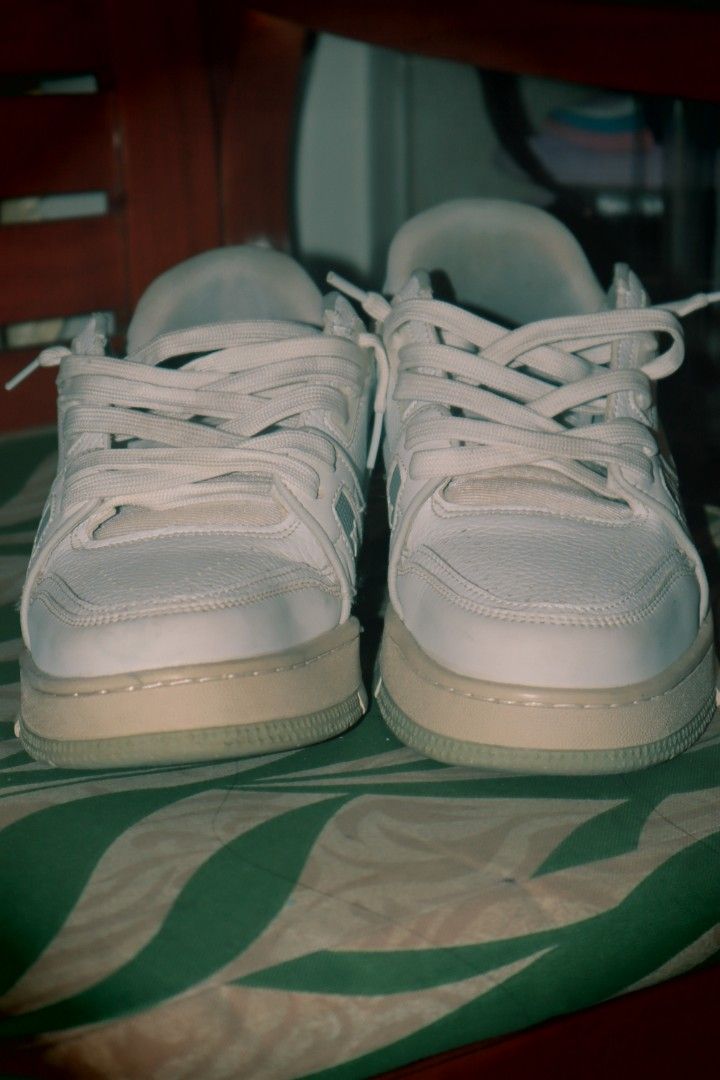Louis Vuitton LV Trainer (Category: Sneakers) located in Piddig. Submitted by itemsbycob (Listing ID 1441539554, Image 2). Description: .