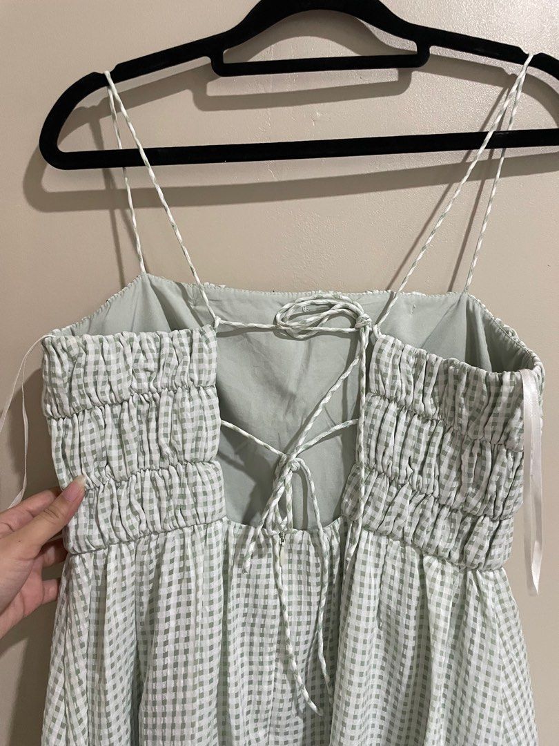 Love, Bonito Dress (Category: Dresses) located in Tacloban City. Submitted by armann9 (Listing ID 1441403959, Image 3). Description: worn 3 times, has pads, very cute wen worn. last price already. no more haggling guys huhu.