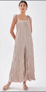 (Category: ) located in . Submitted by bubbleteawithpearls (Listing ID 1441517460, Image 1). Description: .