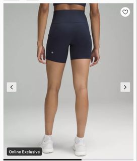 (Category: ) located in . Submitted by xa.closet (Listing ID 1441541063, Image 1). Description: .