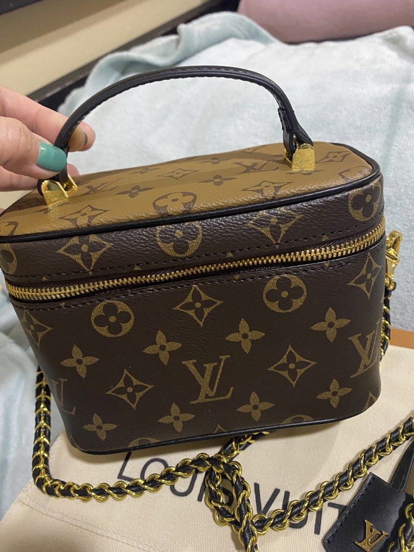 lv vanity (Category: Luxury Bags & Wallets) located in Cavite. Submitted by bagsbest2 (Listing ID 1441390371, Image 2). Description: complete inclusions mode of shipping: lbc only or any rider to be book by the buyer.