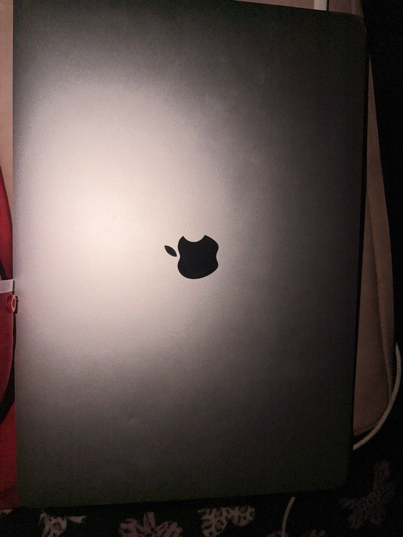 MacBook Pro 16-inch 2019 Intel Core i7 16GB RAM471386284664432642