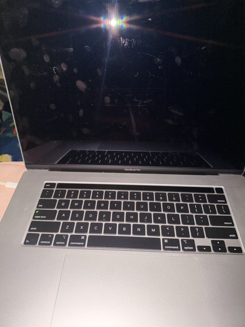 MacBook Pro 16-inch 2019 Intel Core i7 16GB RAM