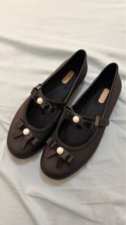 (Kategori: ) berada di . Dikirim oleh curatedby.bb (ID iklan 1441525896, Gambar 1). Deskripsi: .