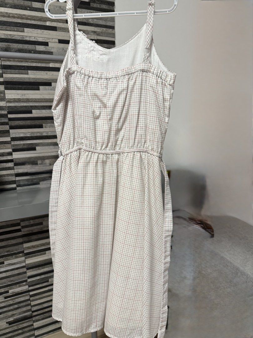 Miss cupcake dress (Category: Babies & Kids Fashion) located in Las Pinas. Submitted by green_unit (Listing ID 1441463646, Image 2). Description: .